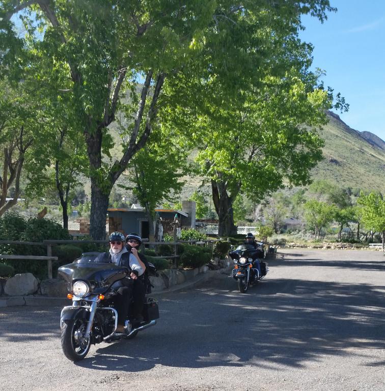 Toiyabe Motel Walker Exterior photo